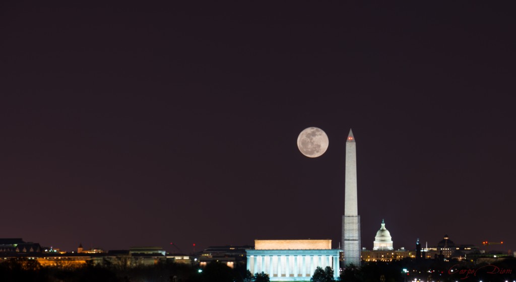 Chị Hẳng Nga đi ngang DC, Washington DC