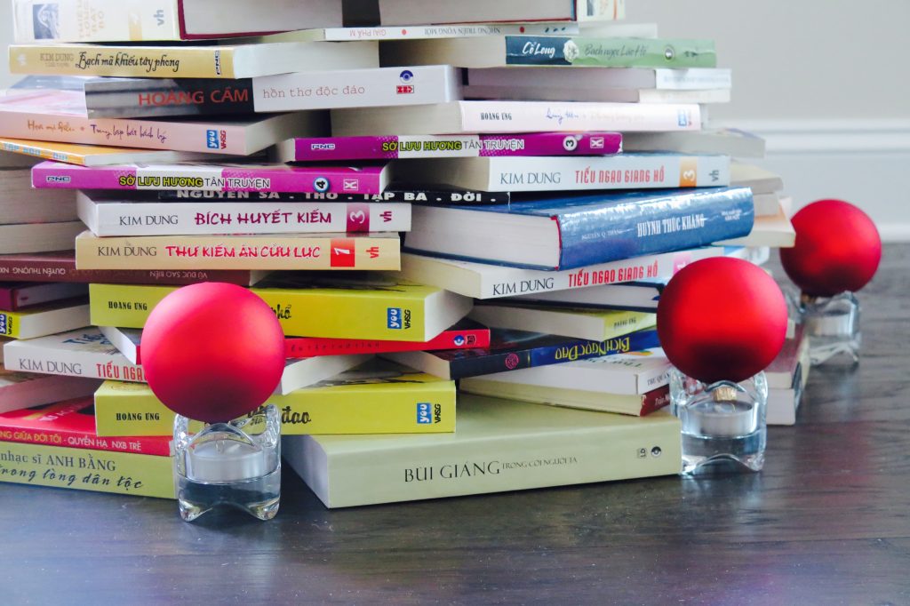 Book Christmas tree