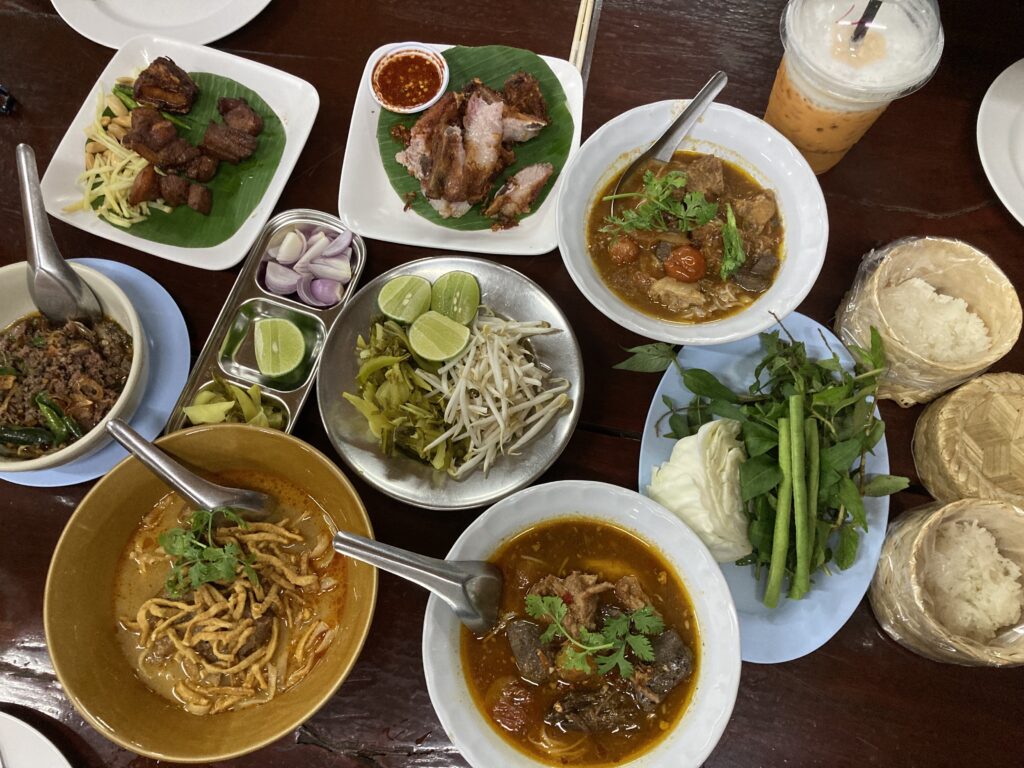 Bữa ăn đầu tiên ở Chiang Mai