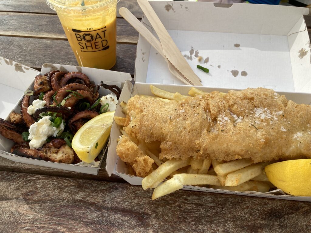 Fish and Chip BBQ Baby Octopus và fresh orange juice, Sydney