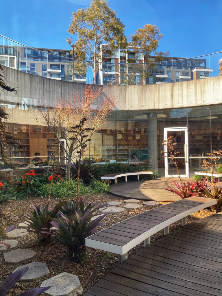 Library ở Greensquare, Sydney