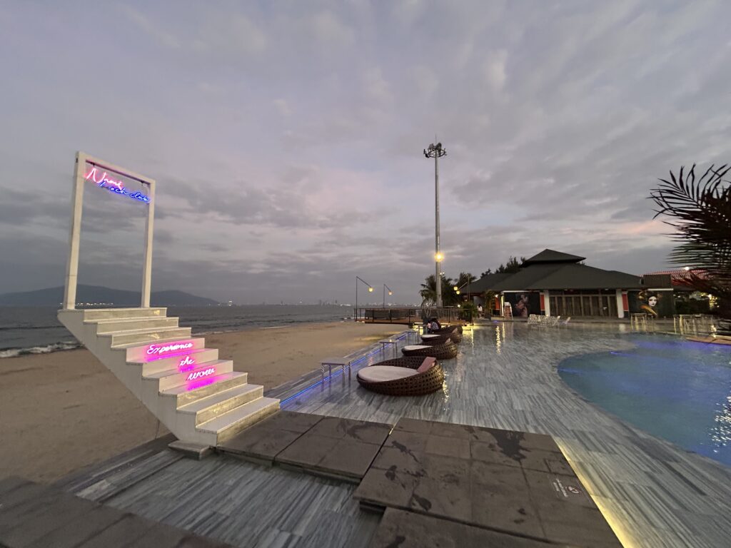 Nami Beach Club