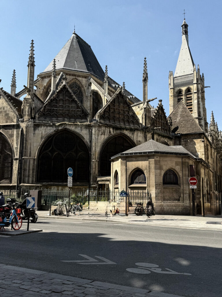 Những nhà thờ ở Paris